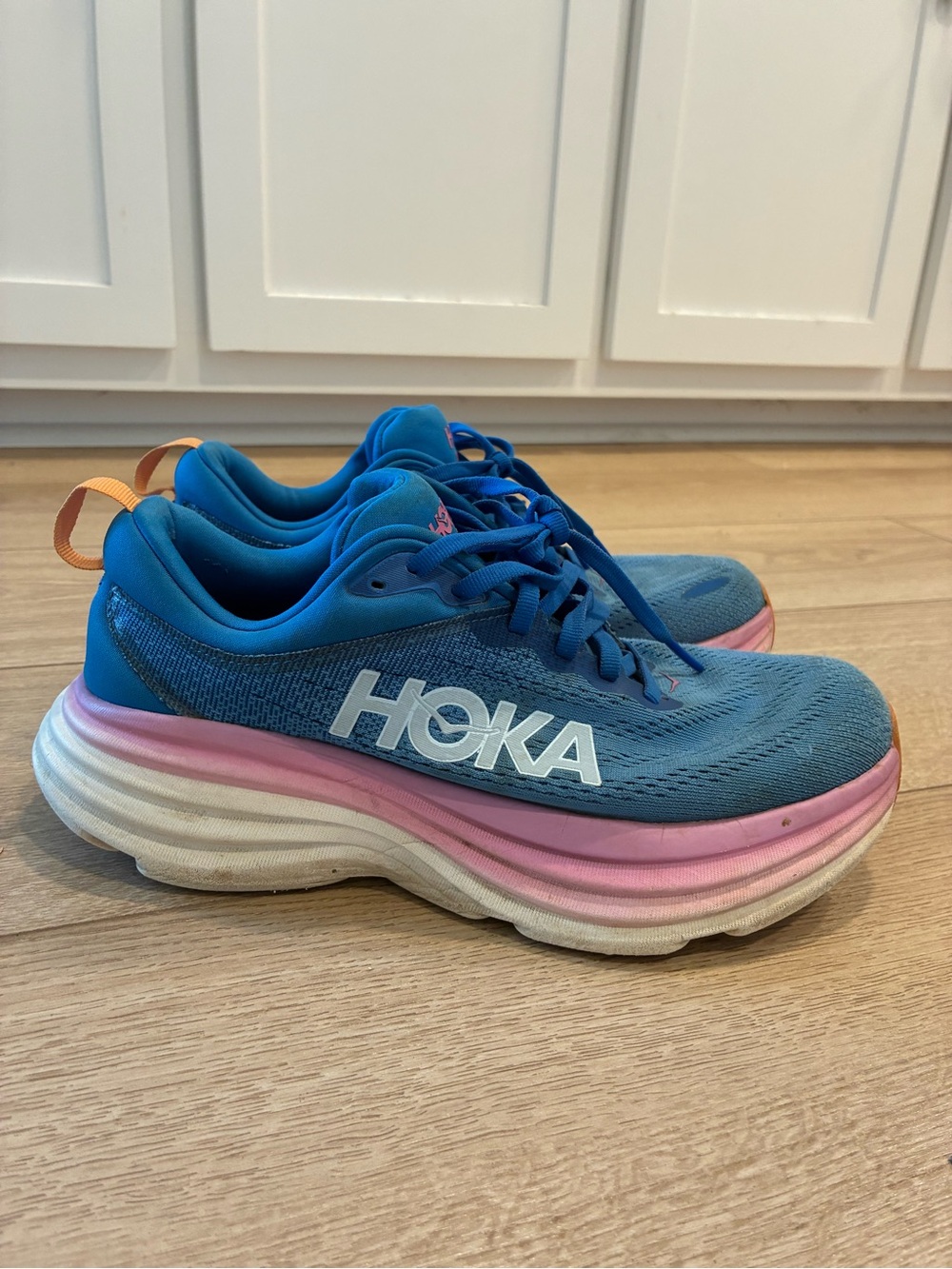 Hoka Women’s Bondi 8 Wide Running Shoe Coastal Sky All Aboard Size 7.5 D